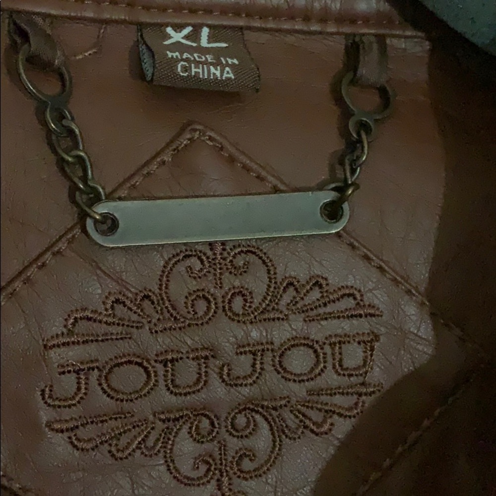 Brown Jacket - Picture 3 of 7